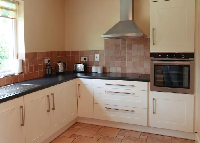 Ferienhaus Leitrim Quay - Riverside 8 *